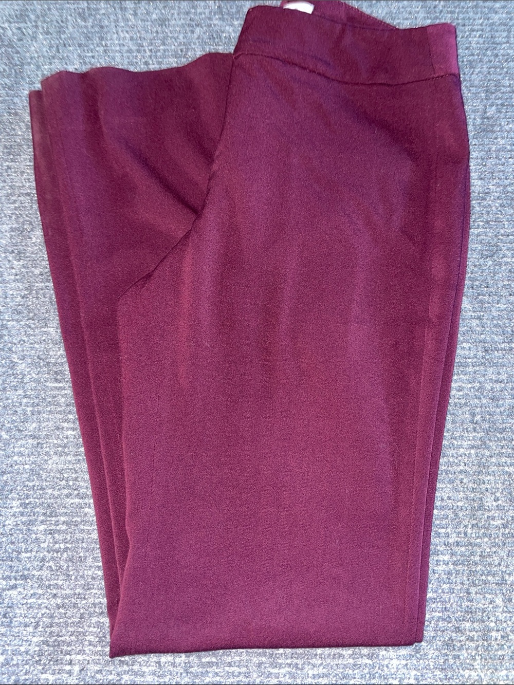 White House Black Market Women's Dress Pants in Wine/Burgandy/Maroon.  Size 2